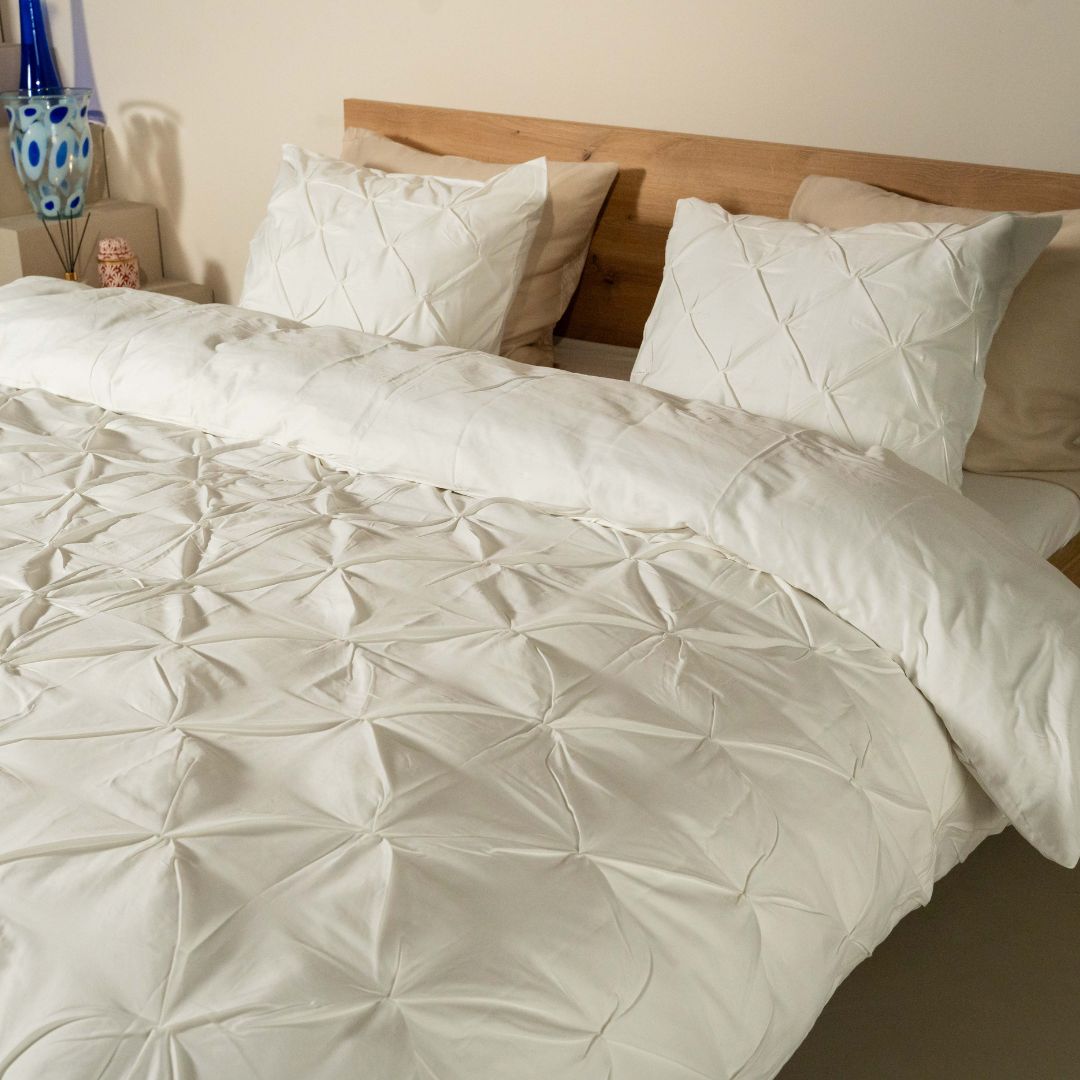 Kayori dekbedovertrek Matsu Katoensatijn – 100% katoen – wit