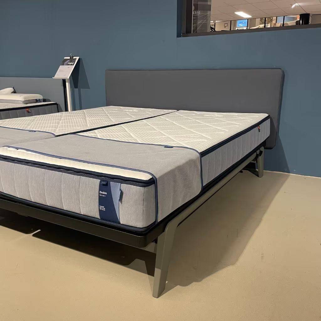 Auping Original Outline Bedmodel 180x210 (Nijverdal)