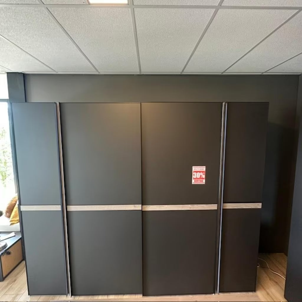 Nolte Marcato Kledingkast Schuif/Draaideur - 290x240x62cm (Nijverdal)