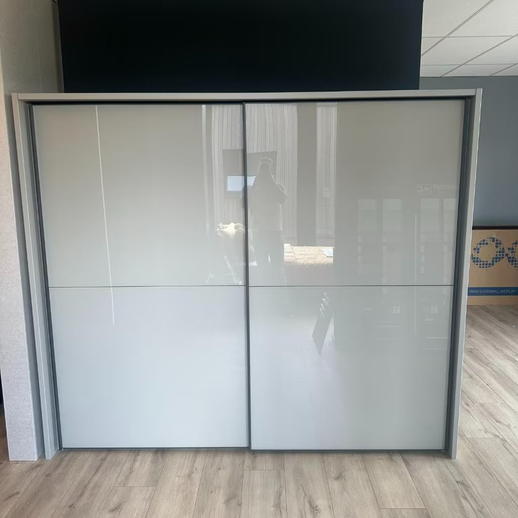Phillow Asta Schuifdeur Kledingkast - 250x223x62cm (Nijverdal)