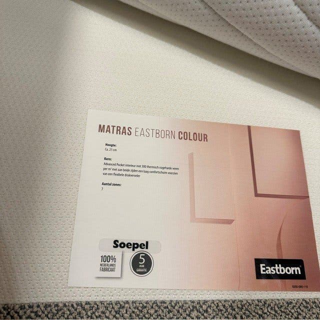 Eastborn Oblique Verstelbare Boxspring – showroom Nijverdal, foto 2