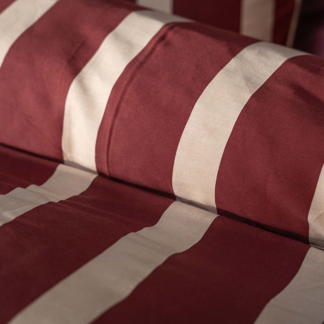 Kayori dekbedovertrek Finntage X Stripes – katoensatijn – rood