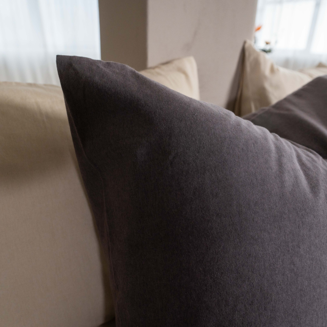Kayori kussensloop Showa 2 stuks – mix van flanel en katoen – antraciet